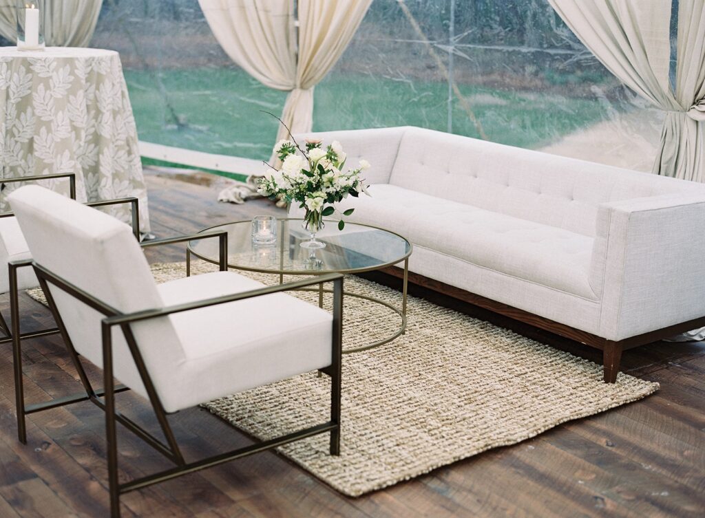 White modern lounge furniture